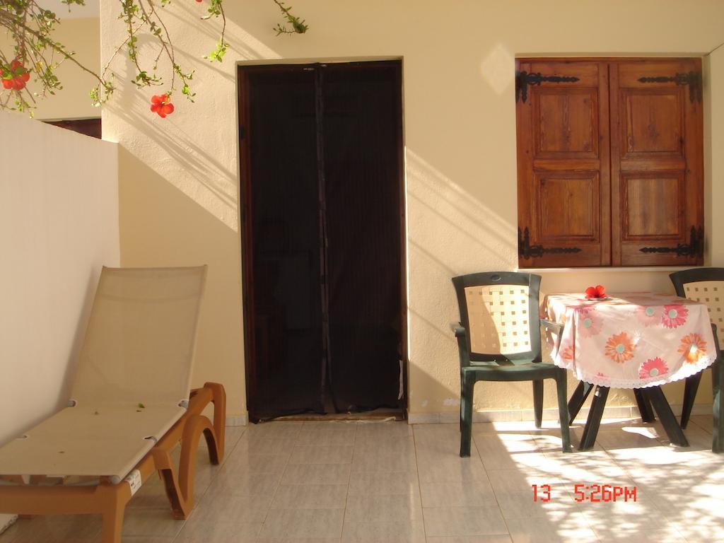 Zorbas Rooms Frangokastello Chambre photo